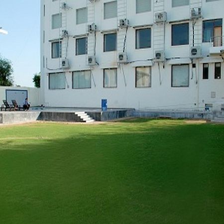 La Premier Spa And Resort Amer Екстериор снимка