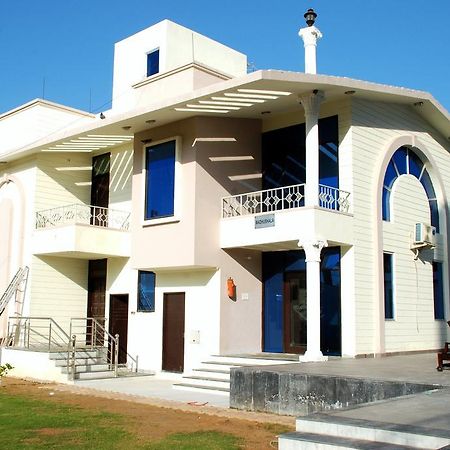 La Premier Spa And Resort Amer Екстериор снимка